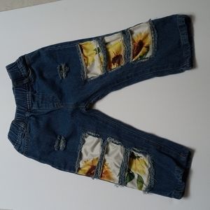 2T distressed denim jeans sunflowers